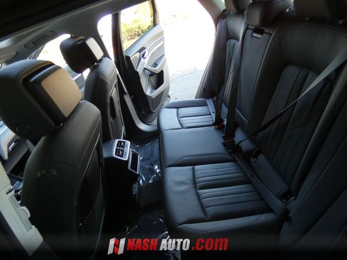 Used 2021 Audi e-tron Premium w/ Convenience Plus Package AWD/4WD image 44