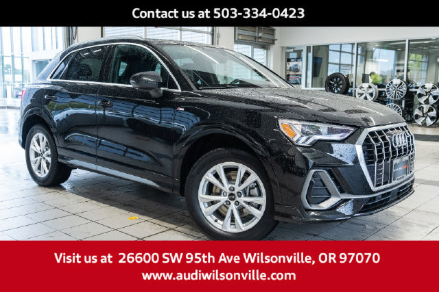 Used 2024 Audi Q3 2.0T Premium AWD/4WD image 1