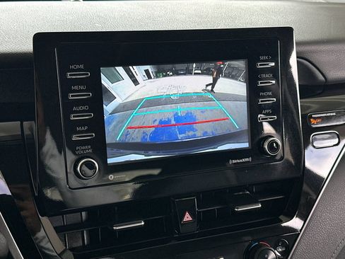 Used 2024 Toyota Camry SE FWD image 16