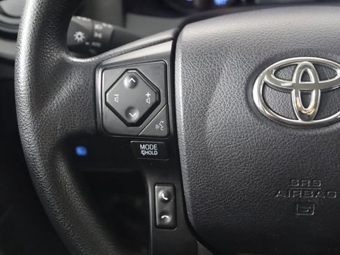 Used 2022 Toyota Tacoma SR image 43