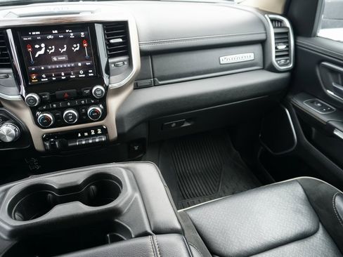 Used 2020 RAM 1500 Laramie image 24