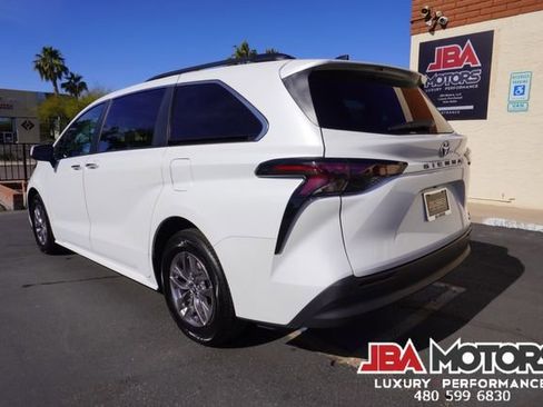 Used 2023 Toyota Sienna XLE image 25