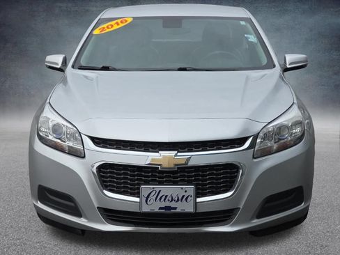 Used 2016 Chevrolet Malibu LT FWD image 10