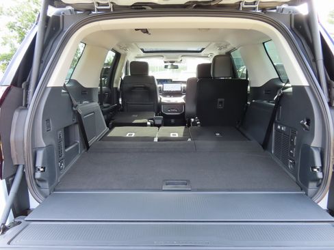 New 2025 Ford Expedition Platinum w/ Driver's Package image 20