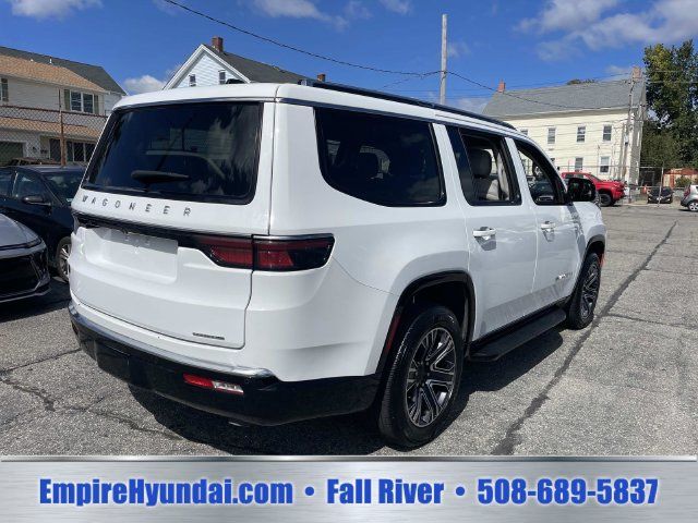 Used 2024 Jeep Wagoneer Series II w/ Flexible Seating Group AWD/4WD image 8