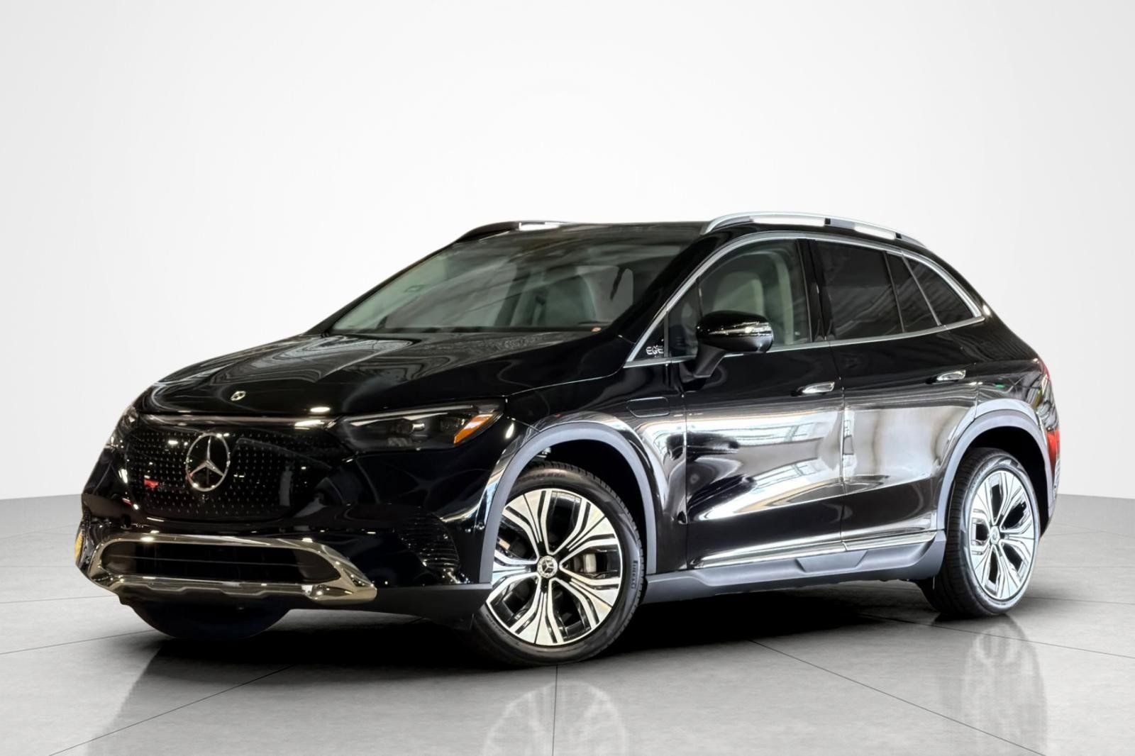 New 2027 Mercedes-Benz EQE 320 4MATIC SUV image 1
