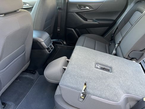 Used 2026 Chevrolet Equinox LT image 17