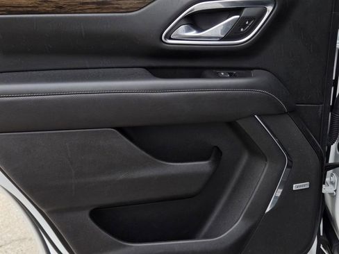 Used 2024 Chevrolet Tahoe Premier image 12