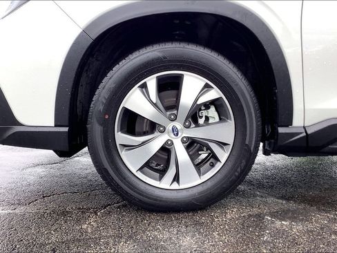Certified 2025 Subaru Ascent Premium AWD/4WD image 10
