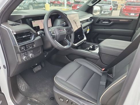 New 2026 GMC Yukon XL Elevation image 13