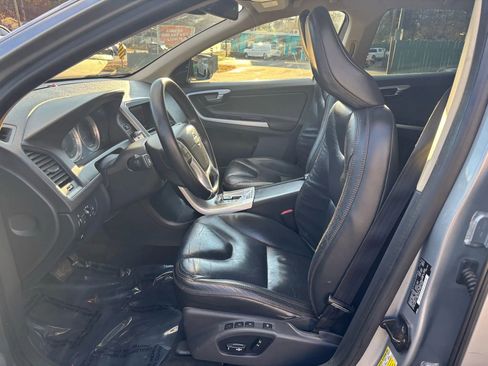 Used 2012 Volvo XC60 3.2 image 24