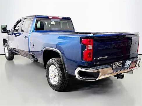 Used 2021 Chevrolet Silverado 3500 LT w/ Texas Edition image 6
