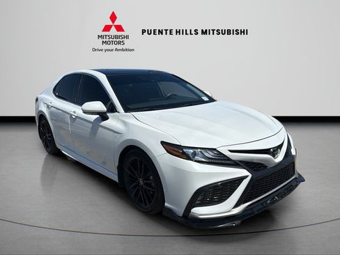 Used 2023 Toyota Camry XSE w/ Cold Weather Package AWD/4WD image 3