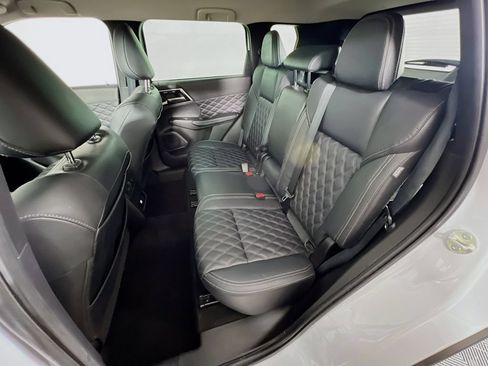 Used 2022 Mitsubishi Outlander SEL AWD/4WD image 23