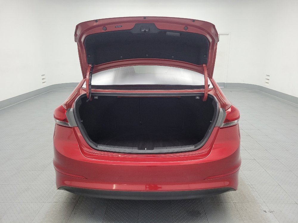 Used 2017 Hyundai Elantra SE FWD image 29