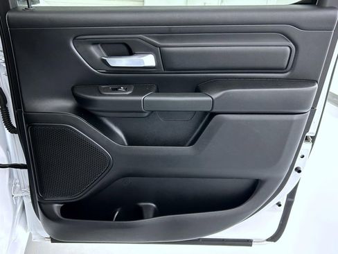 Certified 2025 RAM 1500 Tradesman AWD/4WD image 17