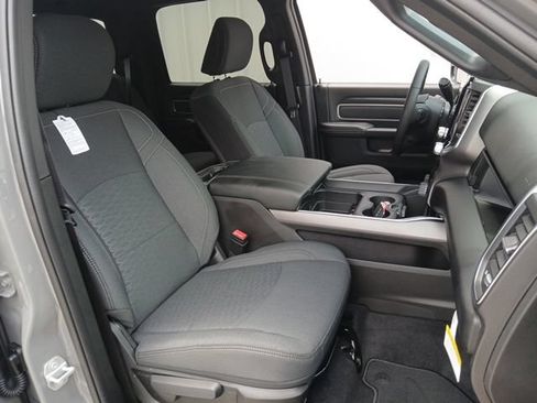 New 2026 RAM 3500 Big Horn AWD/4WD image 28