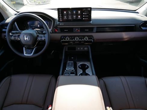 Certified 2026 Honda Pilot Elite image 10