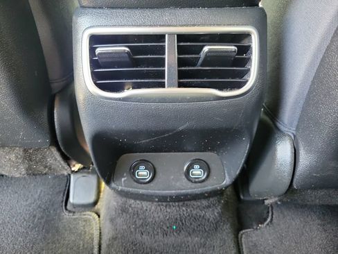 Certified 2022 Hyundai Santa Fe SEL FWD image 15