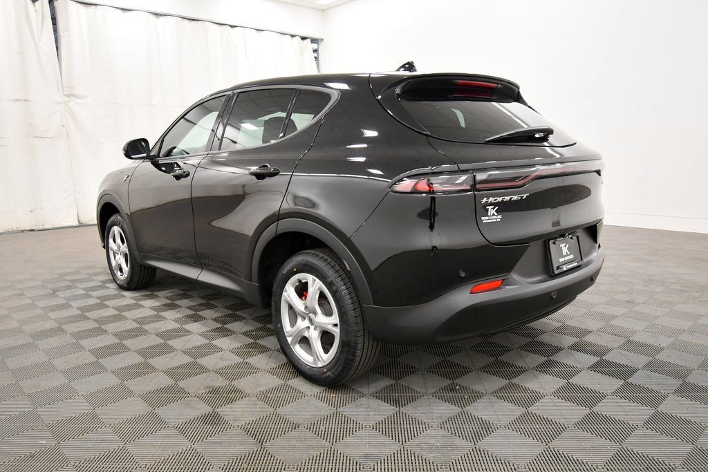 Used 2023 Dodge Hornet GT w/ Cold Weather Group AWD/4WD image 5