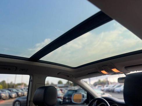 Used 2015 Audi Q7 3.0T Premium image 12