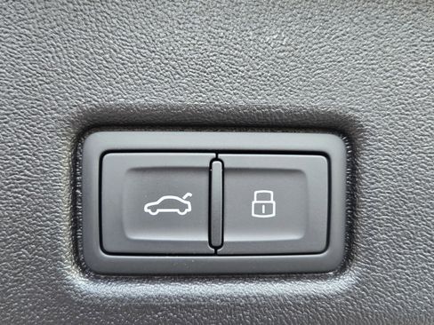 New 2025 Audi Q5 Premium Plus image 29