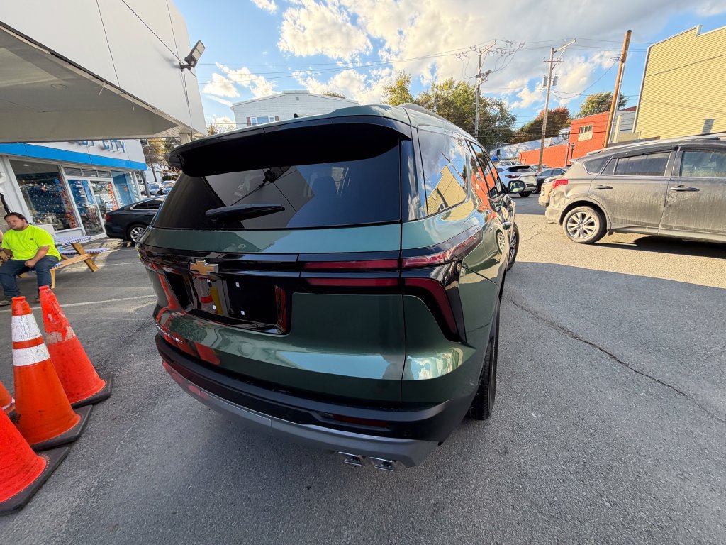 New 2027 Chevrolet Traverse LT AWD/4WD image 5