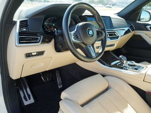 Used 2021 BMW X5 xDrive40i w/ M Sport Package image 10