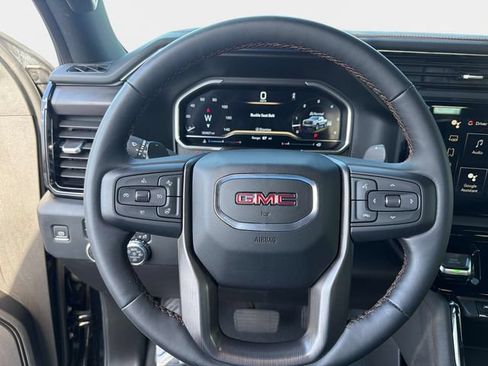 Used 2024 GMC Sierra 1500 AT4 w/ Technology Package AWD/4WD image 26