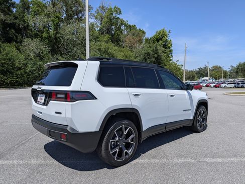 New 2026 Jeep Cherokee Overland AWD/4WD image 3