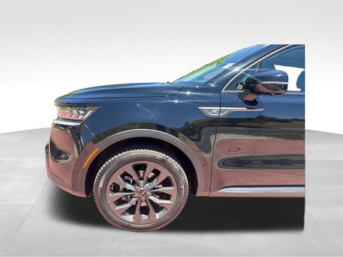 Used 2023 Kia Sorento SX Prestige AWD/4WD image 34
