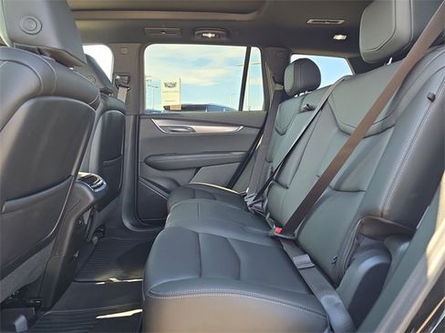 Certified 2024 Cadillac XT6 Luxury image 26