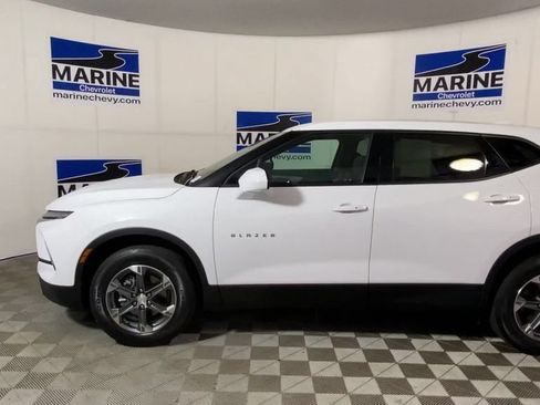 Used 2023 Chevrolet Blazer LT FWD image 7