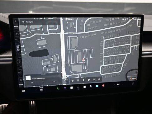 Used 2022 Tesla Model S Plaid image 21