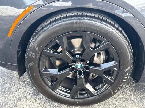 Used 2021 BMW X7 xDrive40i w/ Cold Weather Package image 10