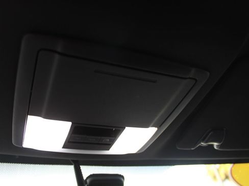 Used 2014 Ford F150 Platinum image 33