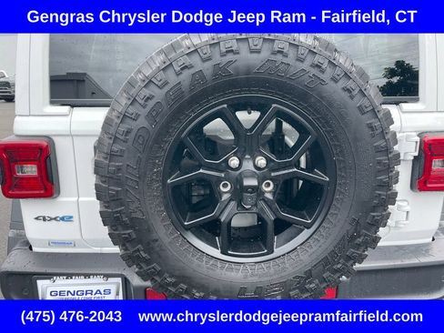 Used 2024 Jeep Wrangler Unlimited AWD/4WD image 11