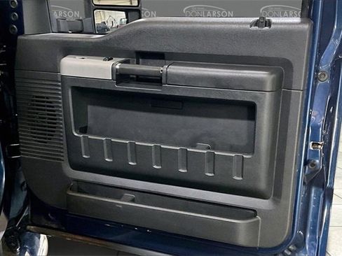 Used 2015 Ford F250 Lariat w/ Lariat Interior Package image 13