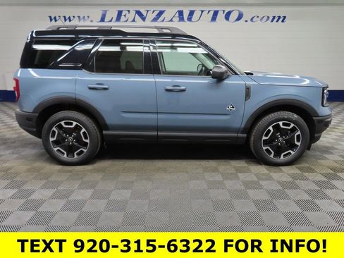 Used 2024 Ford Bronco Sport Outer Banks w/ Tech Package image 2