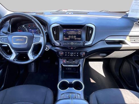 Used 2020 GMC Terrain SLE w/ Driver Convenience Package FWD image 15