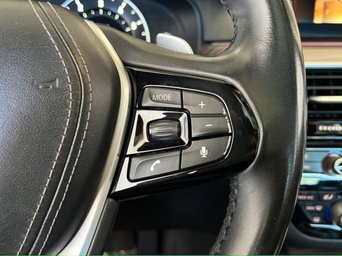 Used 2017 BMW 530i RWD image 38