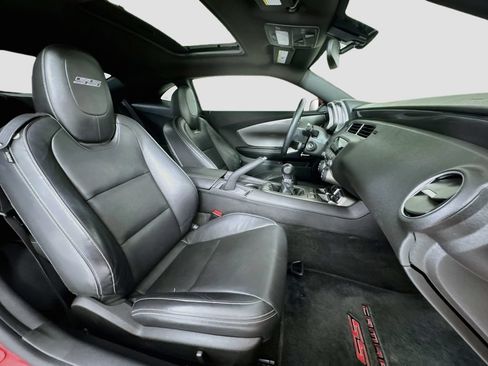 Used 2010 Chevrolet Camaro SS w/ RS Package RWD image 26