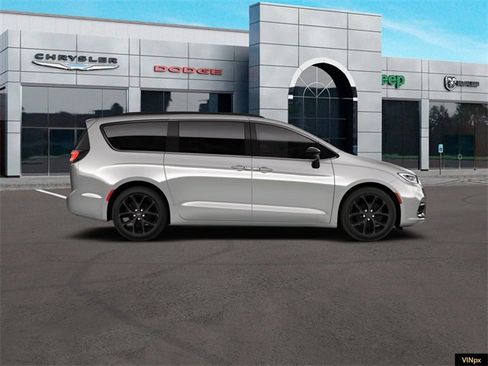 New 2026 Chrysler Pacifica Select w/ S Appearance Package image 9