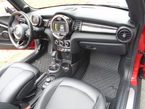 Used 2017 MINI Cooper S image 21