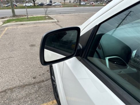 Used 2018 Dodge Journey SE w/ Popular Equipment Group image 36