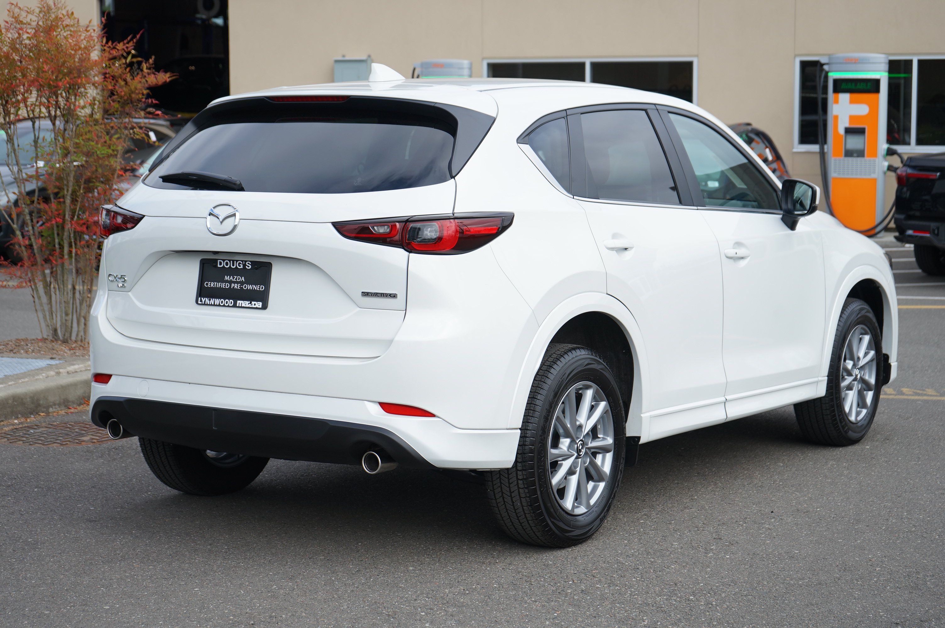 Certified 2025 MAZDA CX-5 AWD 2.5 S w/ Select Package image 3