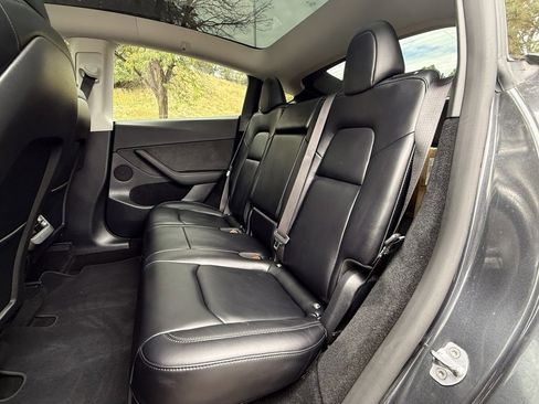 Used 2024 Tesla Model Y Long Range image 20