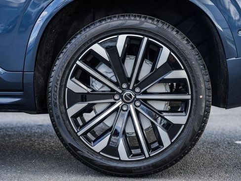 New 2026 Volvo XC90 B6 Ultra image 18