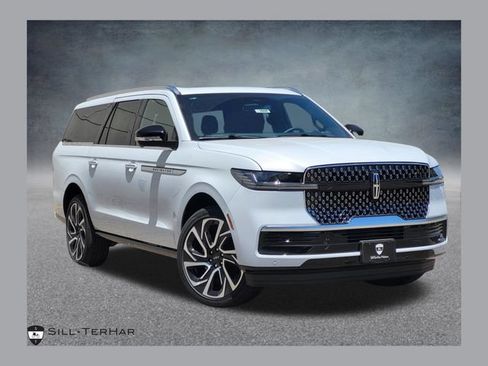New 2026 Lincoln Navigator L Reserve AWD/4WD image 1