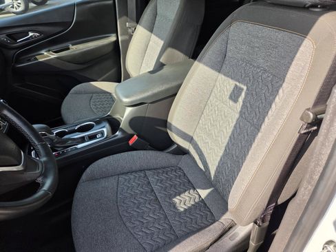 Used 2024 Chevrolet Equinox LT AWD/4WD image 15